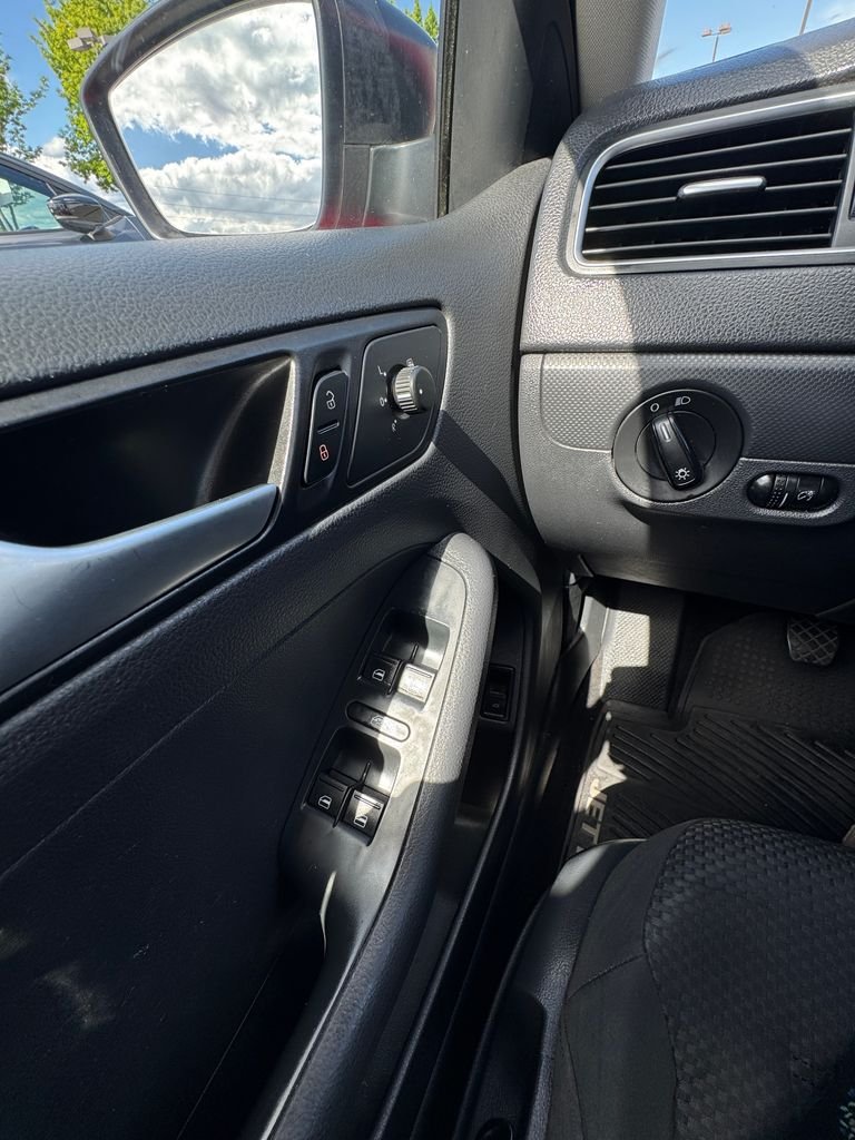 Used 2014 Tornado Red Volkswagen 2.0L S image 14