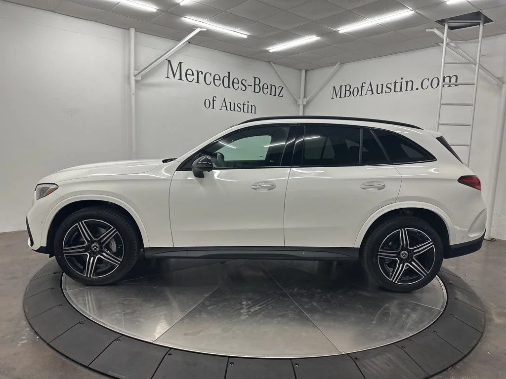 Used 2026 White Mercedes-Benz GLC 300 image 4