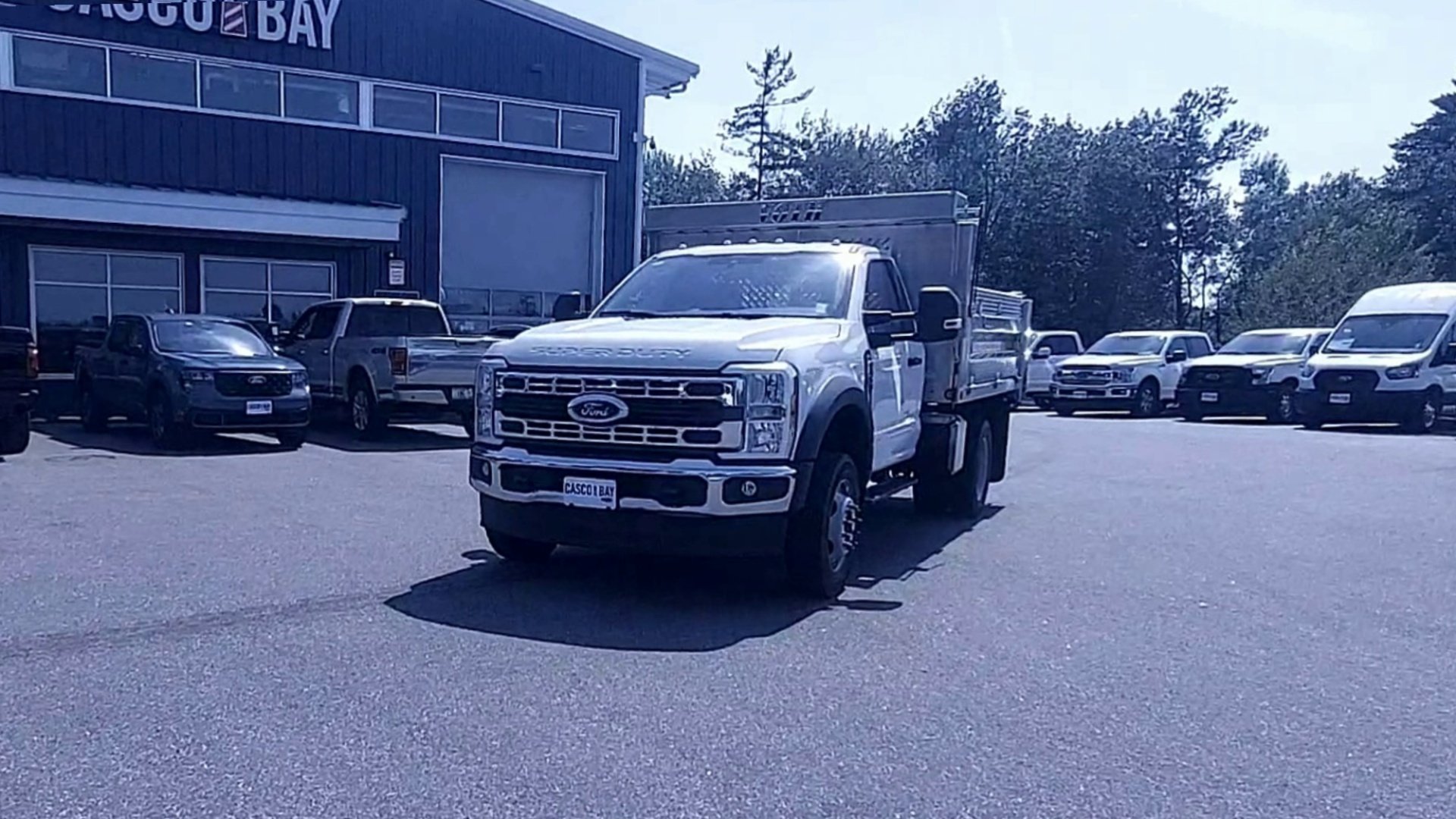 New 2026 Oxford White Ford F-450® XL image 16