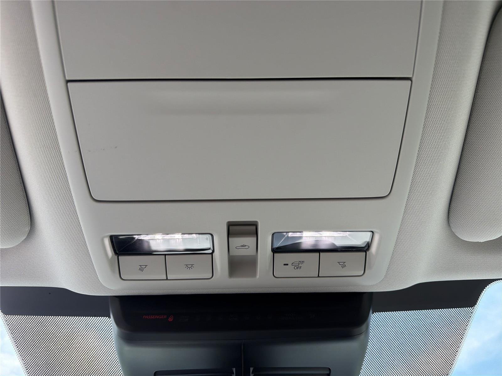 Used 2024 Rhodium White Premium Mazda 3.3 Turbo Premium Plus image 18