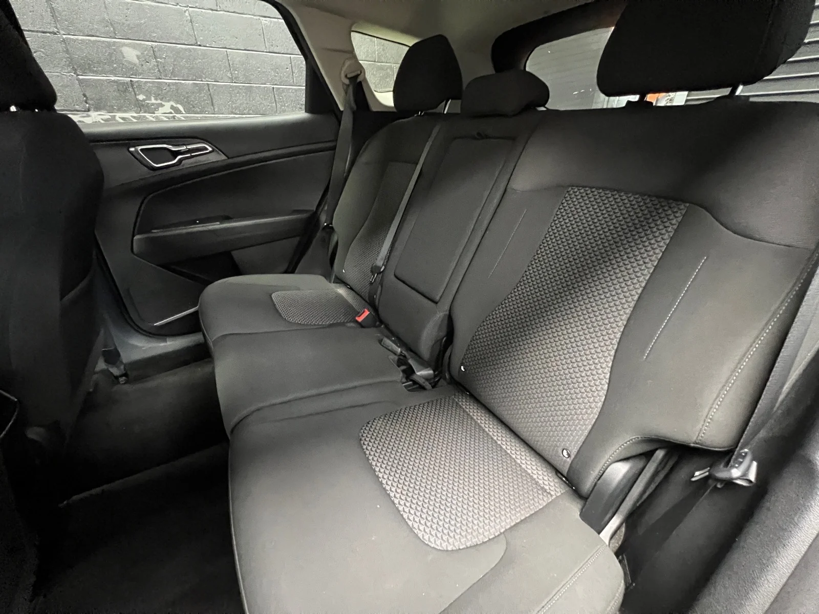 Used 2024 Gravity Gray (kdg) Kia LX image 22