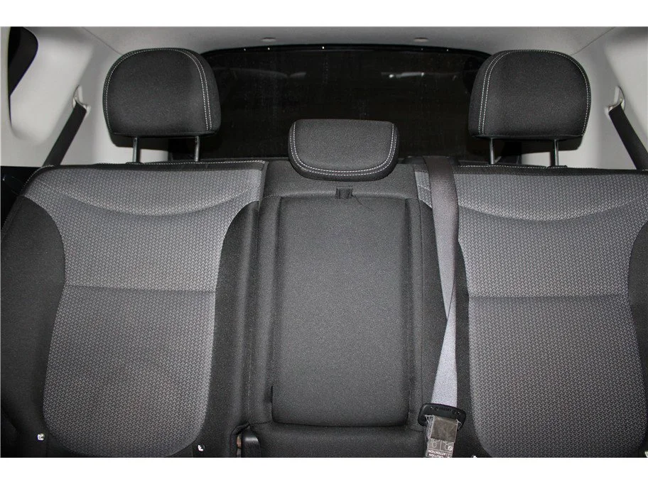 Used 2019 Shadow Black Kia + image 25