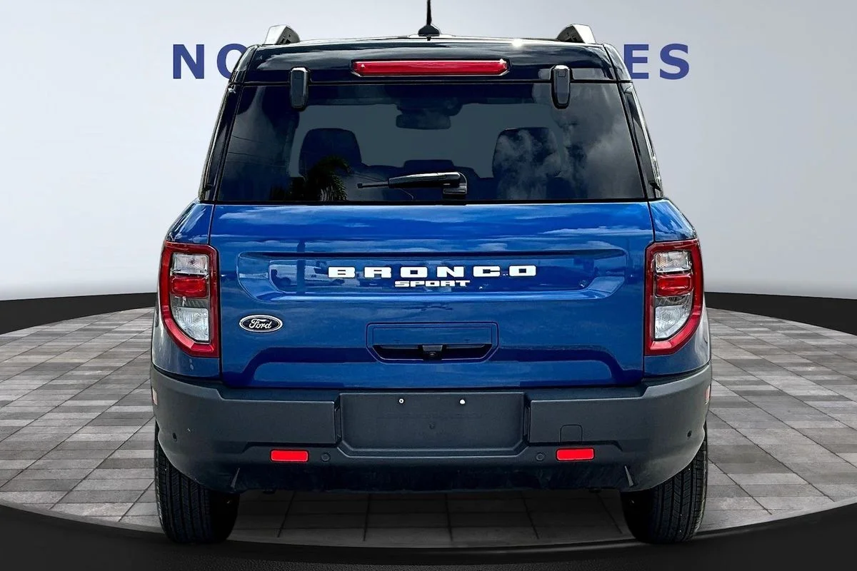 Used 2024  Ford Outer Banks image 5