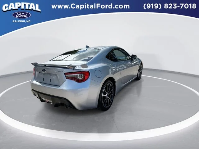 Used 2020 Silver Subaru Limited image 8