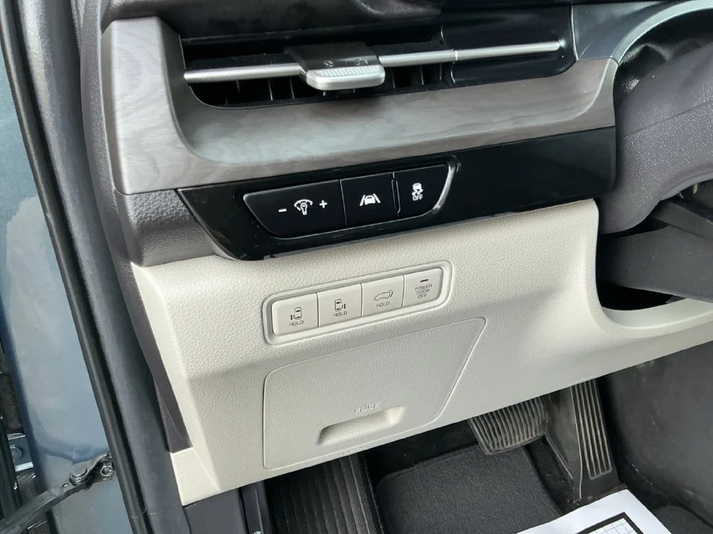 Used 2022 Blue Kia SX image 32