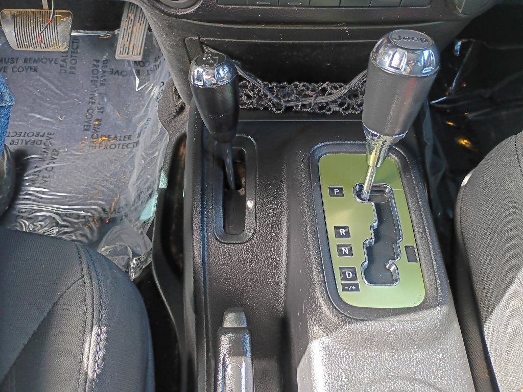 Used 2016 Black Clearcoat Jeep Sport image 30