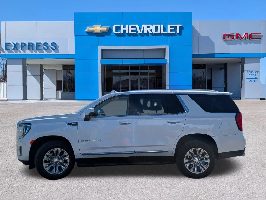 Used 2023 White GMC Denali image 6