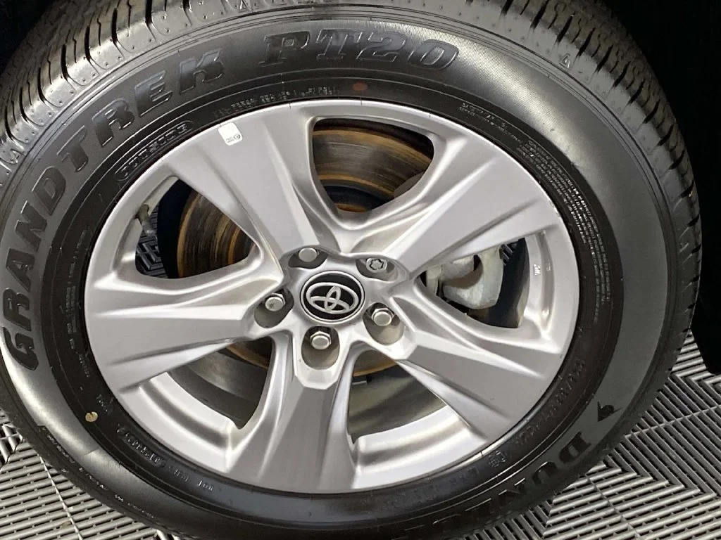 Used 2024 Magnetic Gray Metallic Toyota XLE image 31