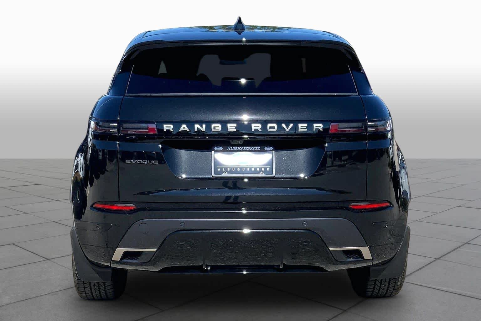New 2026 Santorini Black Land Rover Hoxton Edition image 4