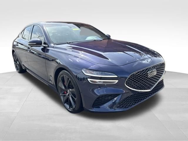 Used 2023 Capri Blue Genesis 3.3T image 1