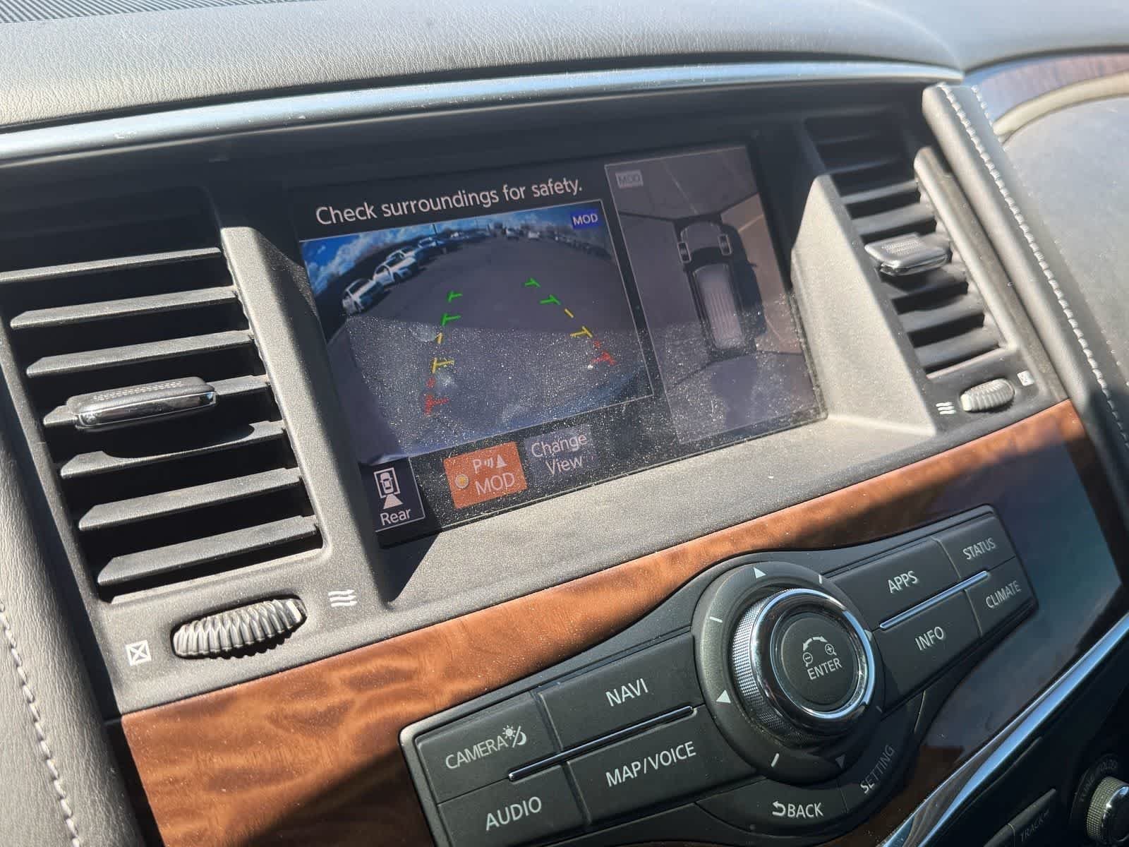 Used 2018 Gun Metallic Nissan SL image 11