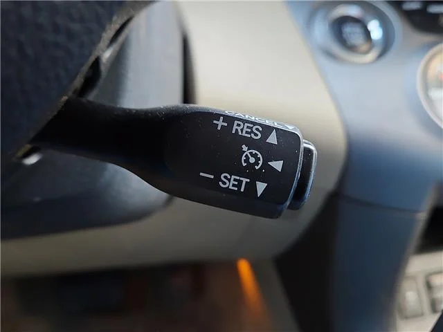 Used 2012 Barcelona Red Metallic Toyota Limited Front-wheel Drive image 11