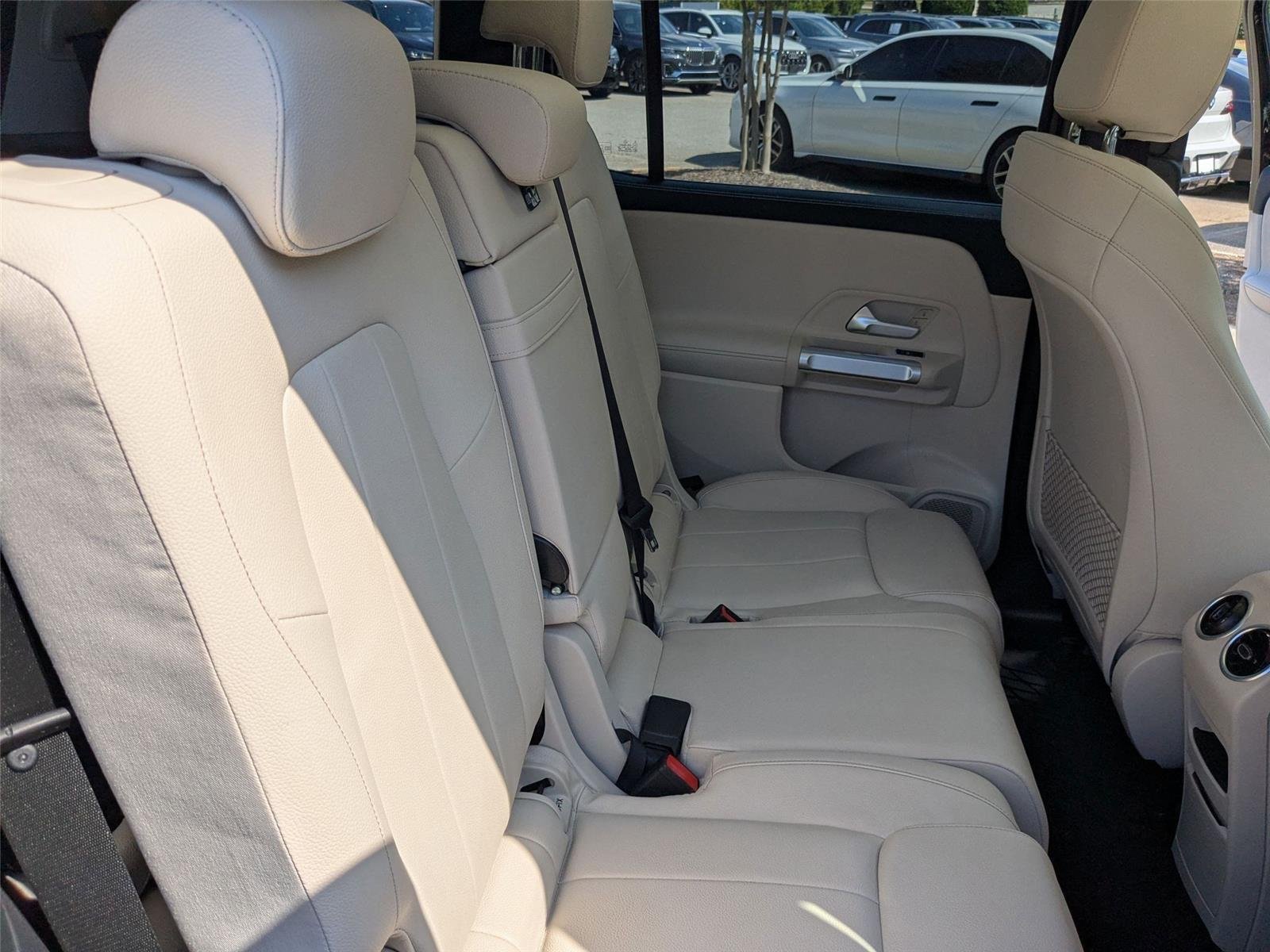 Used 2021 BLACK MERCEDES-BENZ TRUCK  image 29