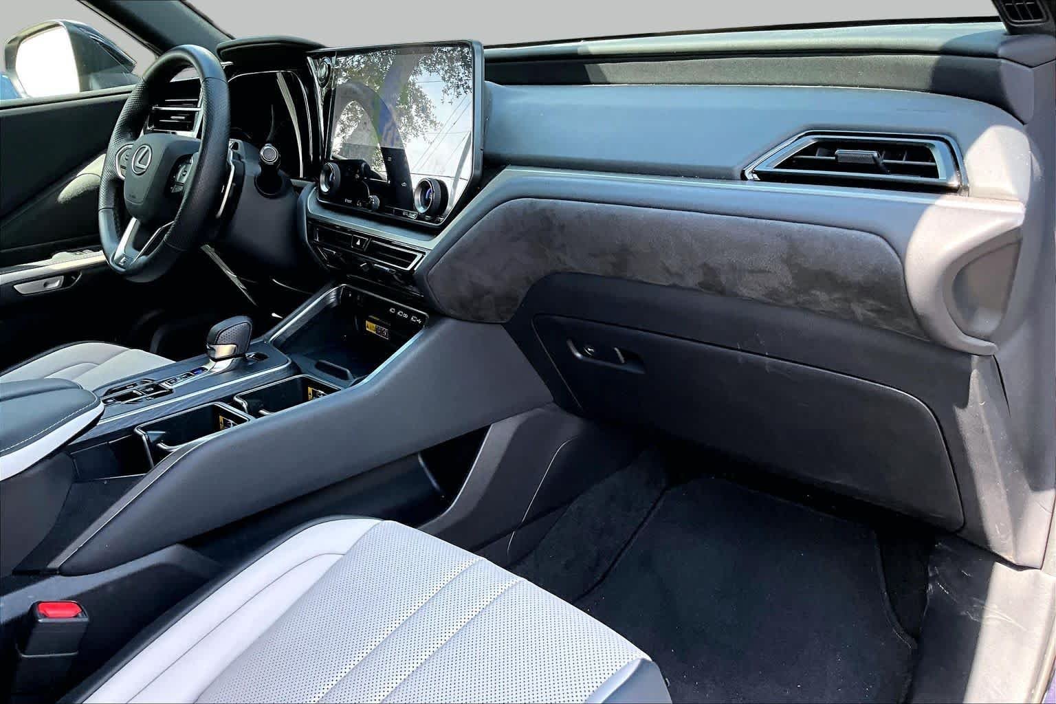 Used 2025 Nightfall Mica Lexus F SPORT Premium image 19