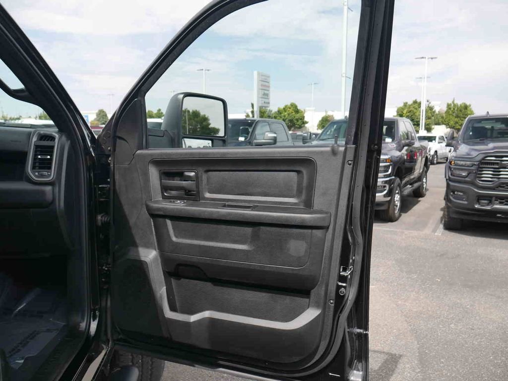 2026 RAM 2500 Tradesman/Black Express - Photo 28