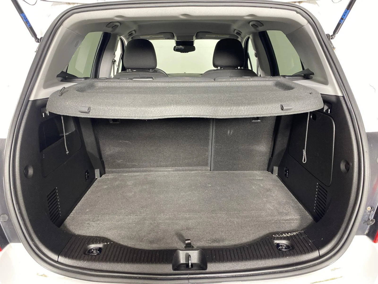Used 2019 Summit White Chevrolet LT image 31