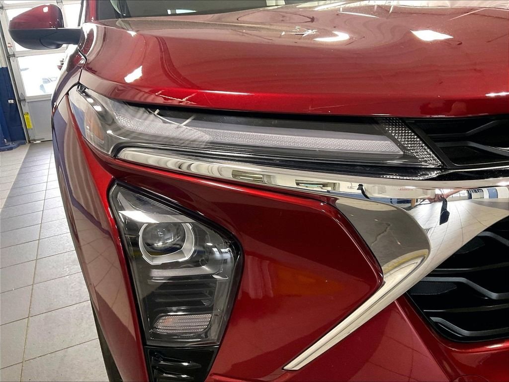 Used 2025 Red Chevrolet LT image 33