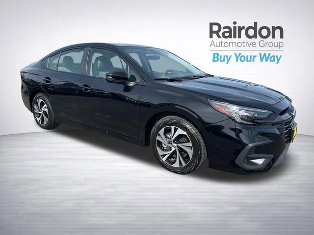 2025 Subaru Legacy Premium's photo