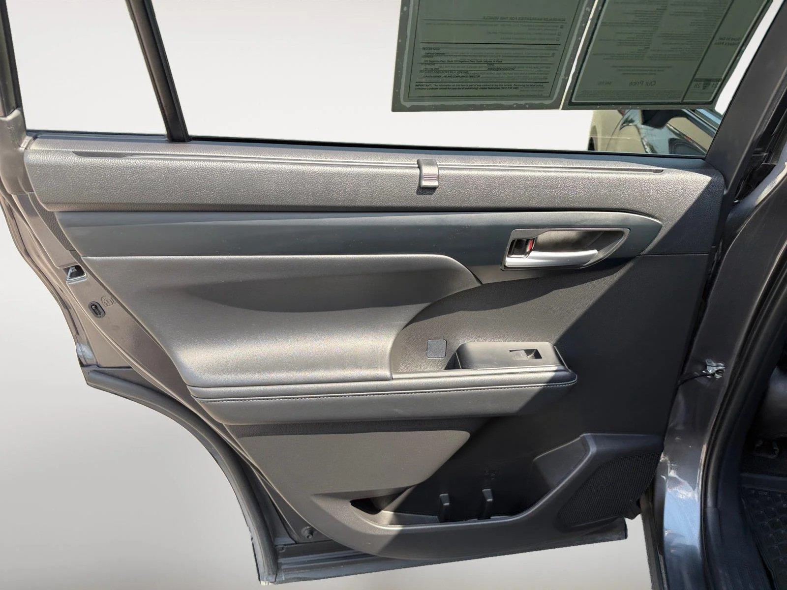 Used 2025  Toyota Platinum image 20