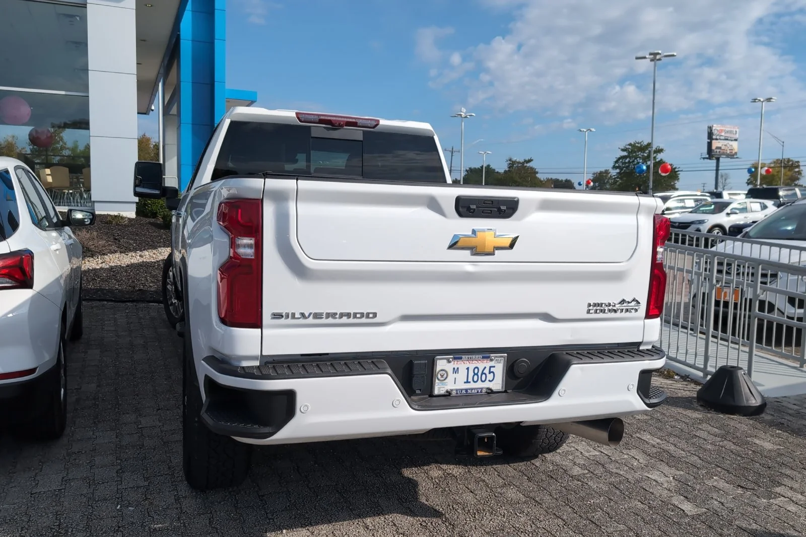 Used 2024 Summit White Chevrolet High Country image 8