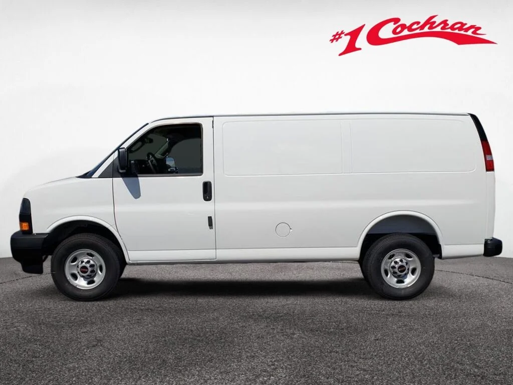 New 2026 Summit White GMC  image 4