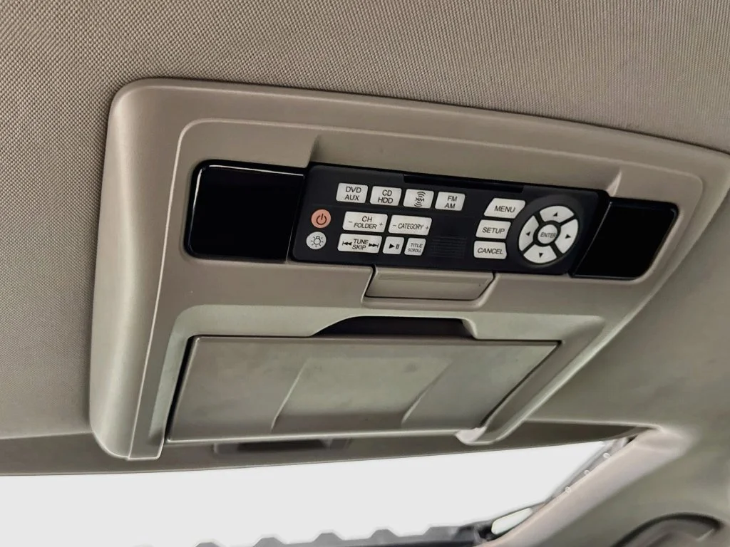 Used 2012 Black Honda Touring image 31