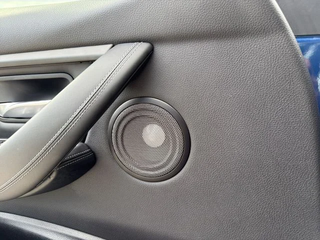 Used 2018 Blue BMW Base image 21