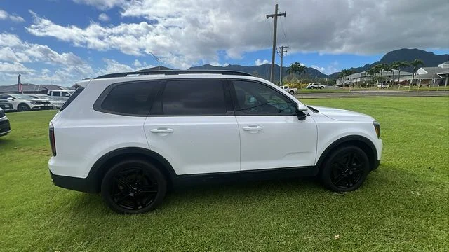 Certified Used 2024 White Kia SX X-Line image 6