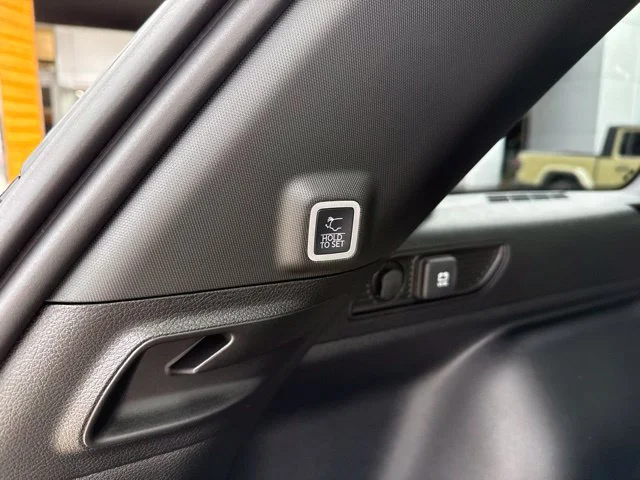 New 2027 Black Jeep Limited image 36
