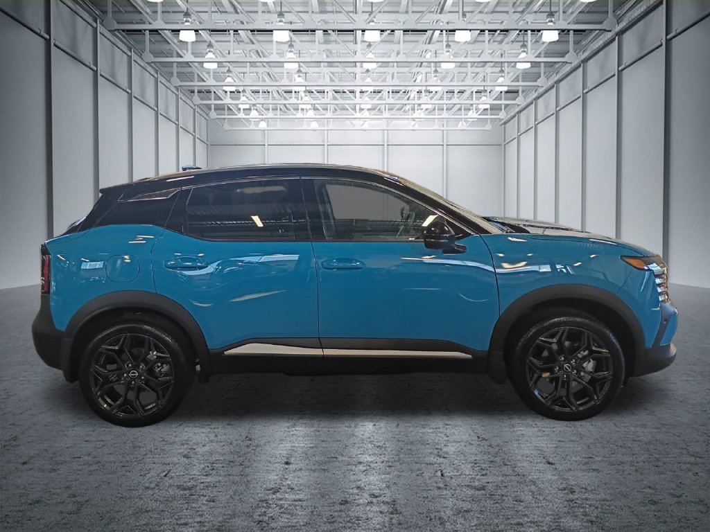 New 2027 Blue Metallic Nissan SR image 9