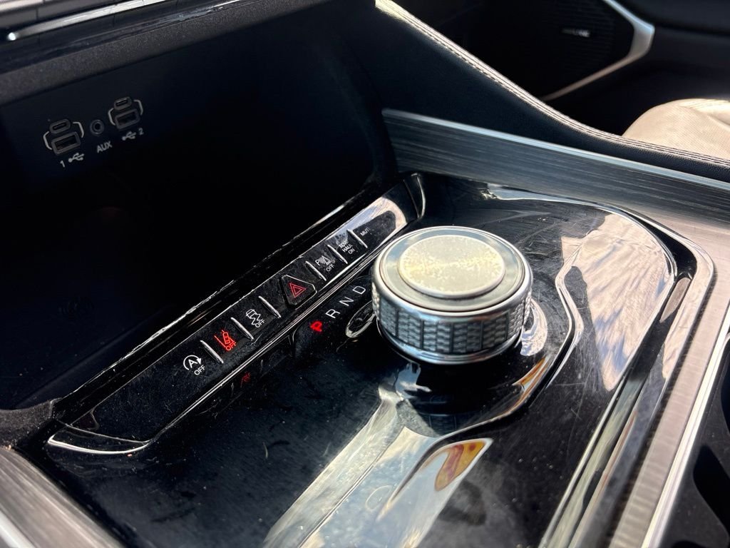 2024 Jeep Wagoneer L Series II - Photo 27