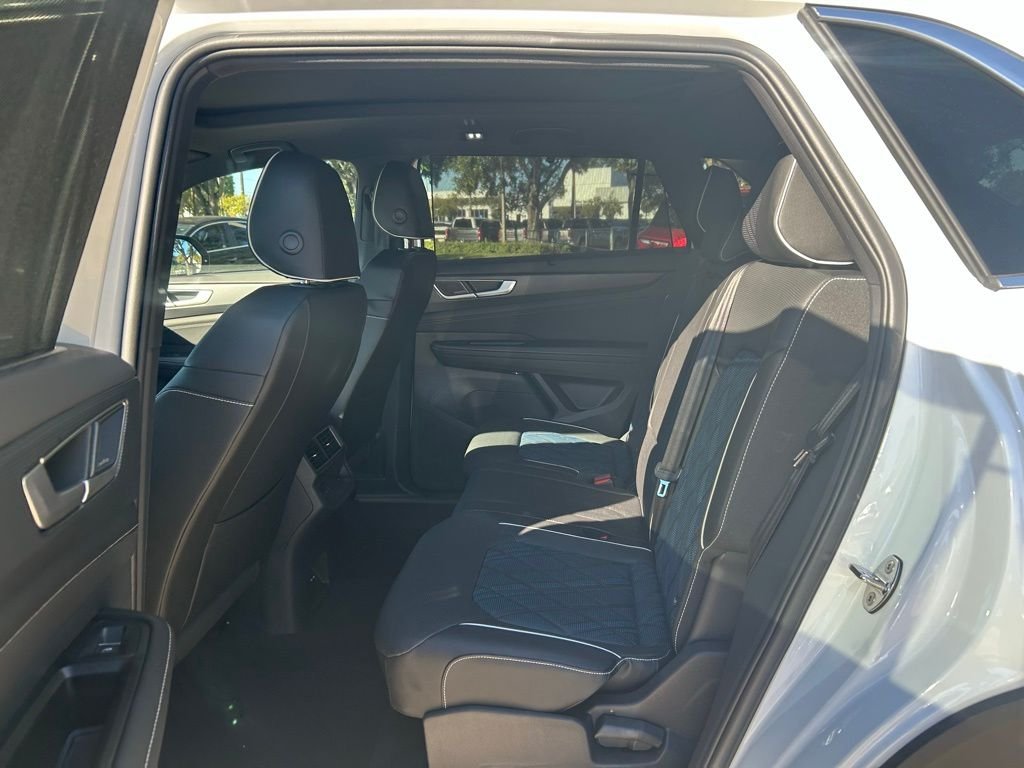 2026 Volkswagen Atlas Cross Sport SEL Premium R-LINE - Photo 46