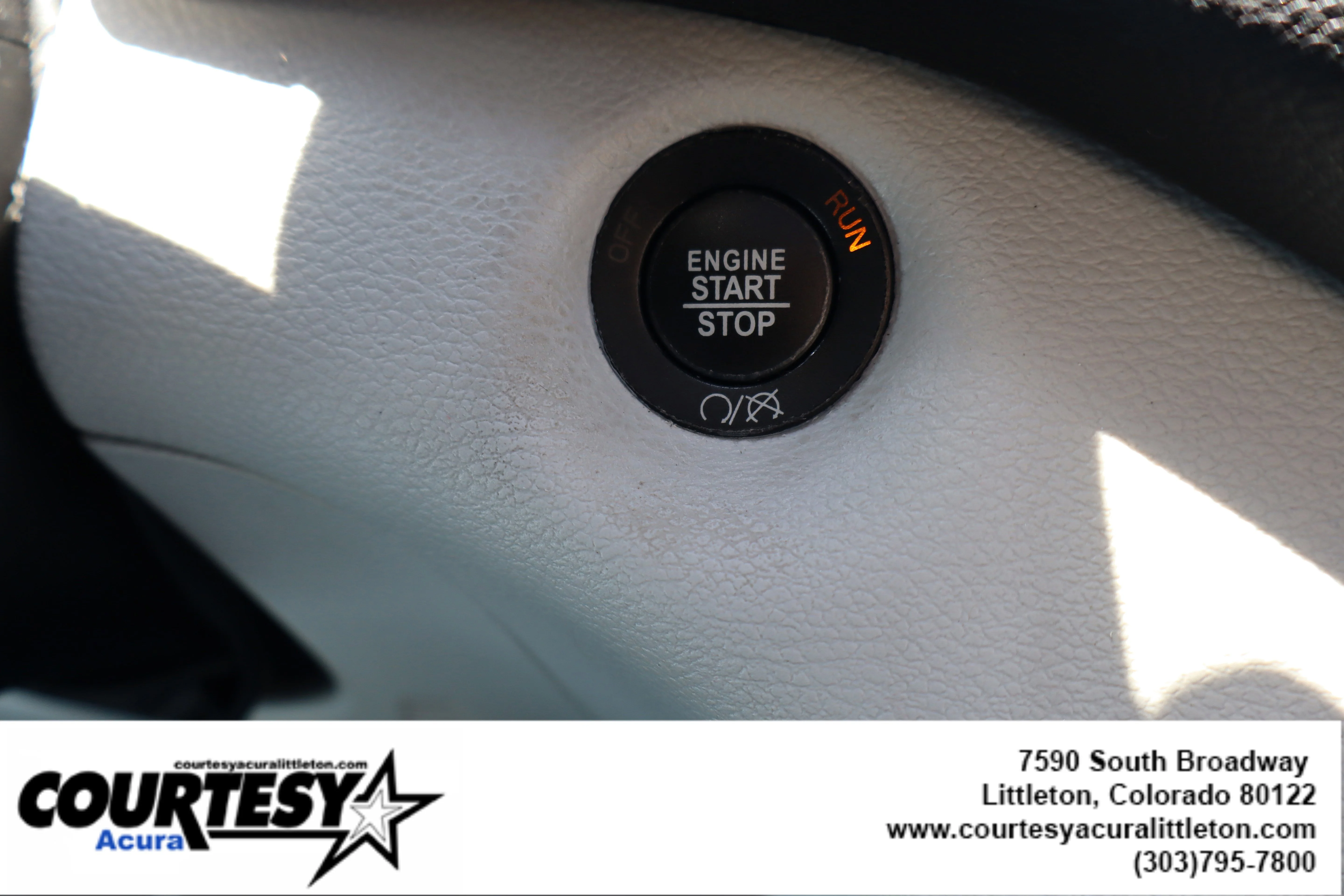 Used 2019 Olive Green Pearlcoat Jeep Limited image 15