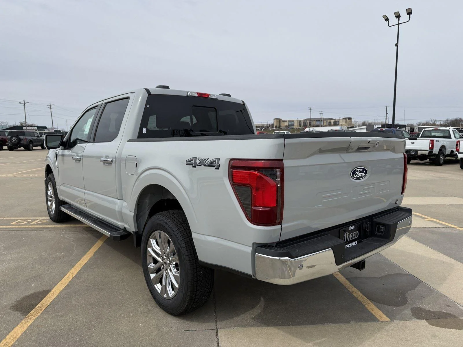 New 2026 Avalanche Ford XLT image 7