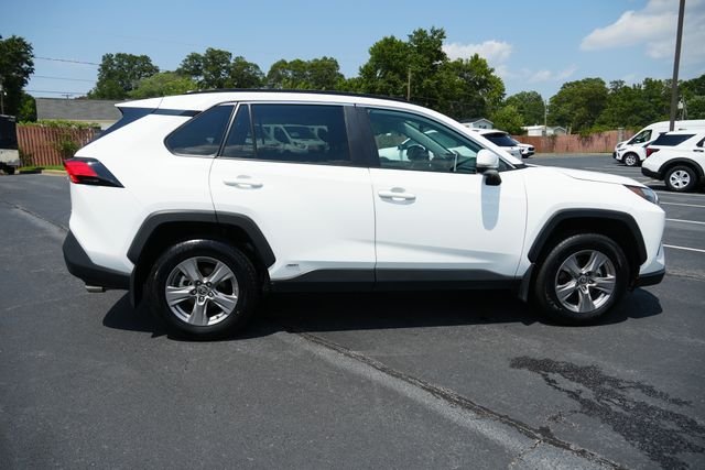 Used 2024 White Toyota XLE image 10