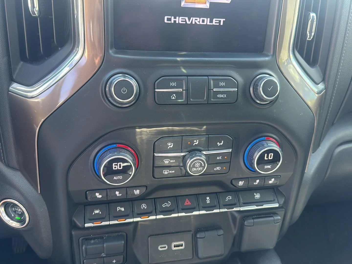 Used 2020 Northsky Blue Metallic Chevrolet High Country image 10