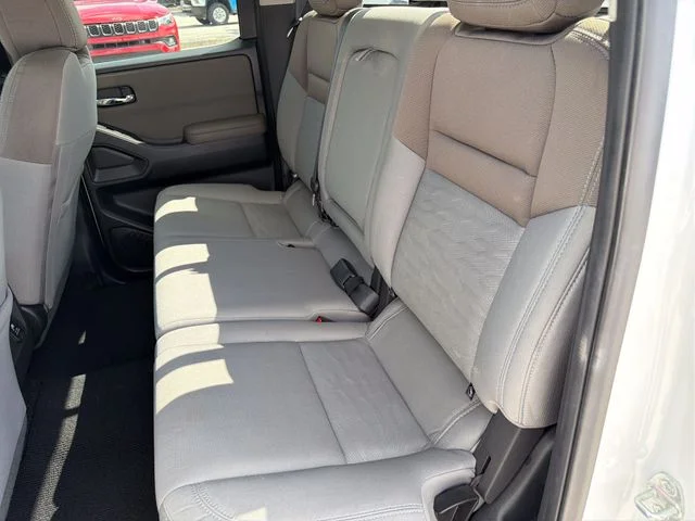 Used 2022 White Nissan SV image 16