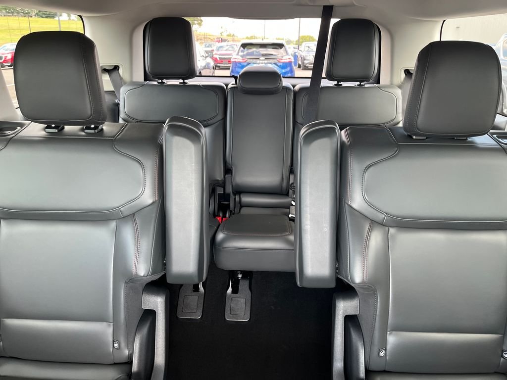 Used 2025 White Ford Active image 23