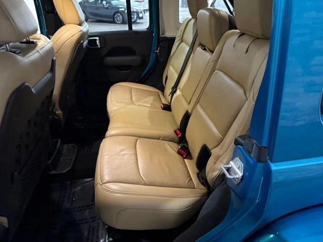 Used 2019 Bikini Pearlcoat Jeep Unlimited Rubicon image 29