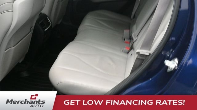 Used 2024  Acura Technology Package image 13