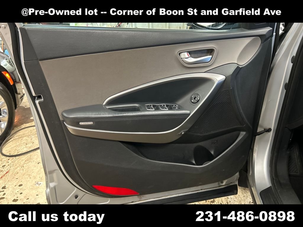 Used 2013 Silver Hyundai GLS image 15