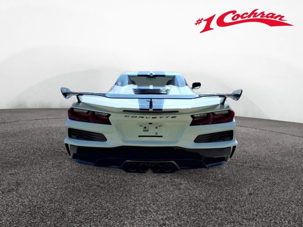 New 2027 Arctic White Chevrolet 3LZ image 3