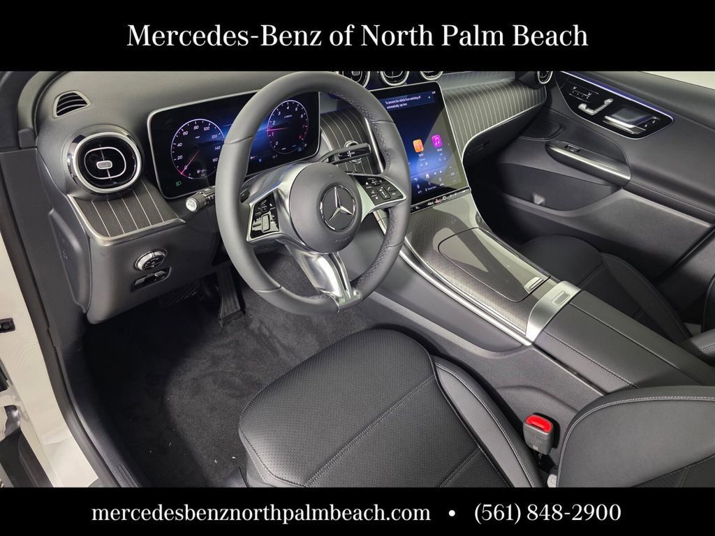 New 2026 Polar White Mercedes-Benz GLC 300 image 36