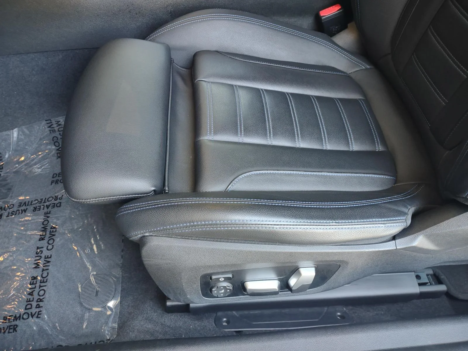 Used 2023 White BMW M240i image 31