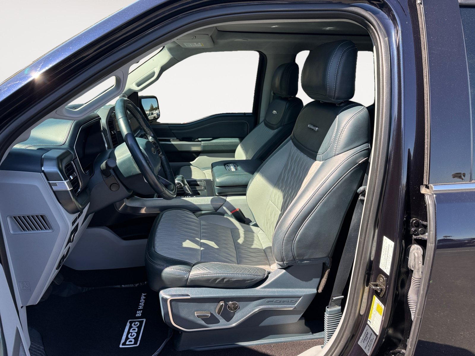 Used 2021 Blue Metallic Ford Limited image 10
