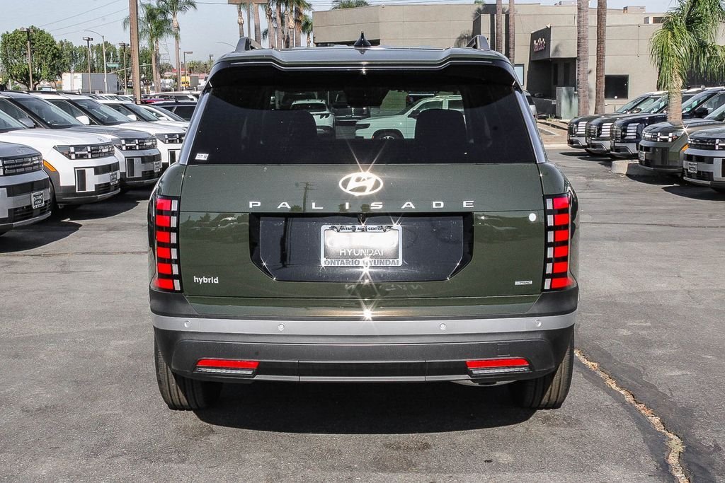 New 2026 Green Hyundai SEL Premium image 7