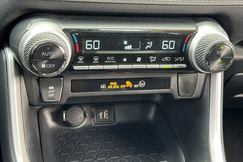 Certified Used 2025 Silver Toyota XLE image 20