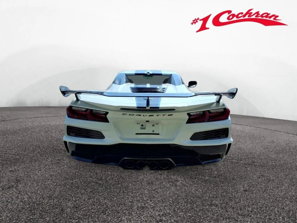 New 2027 Arctic White Chevrolet 3LZ image 3