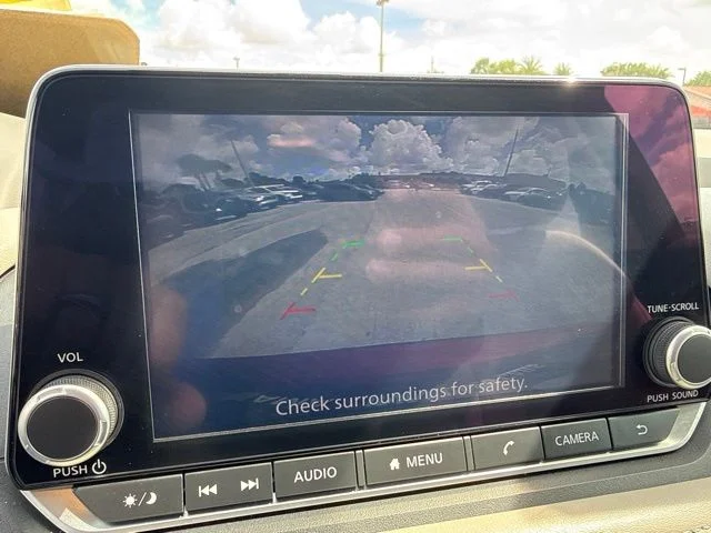 Used 2025 Red Nissan SV image 21