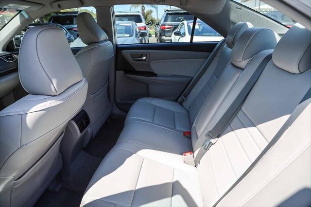 Certified Used 2017 BLIZZARD PEARL Toyota  image 17